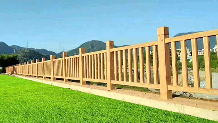 佛山仿木護(hù)欄認(rèn)準廣東華堅水泥製品,強度高,耐腐蝕,質(zhì)量可靠